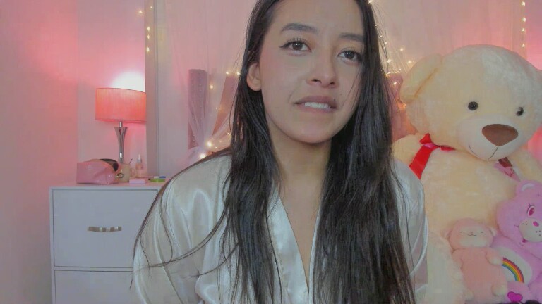 AlexandraWinterr's Streamate show and profile