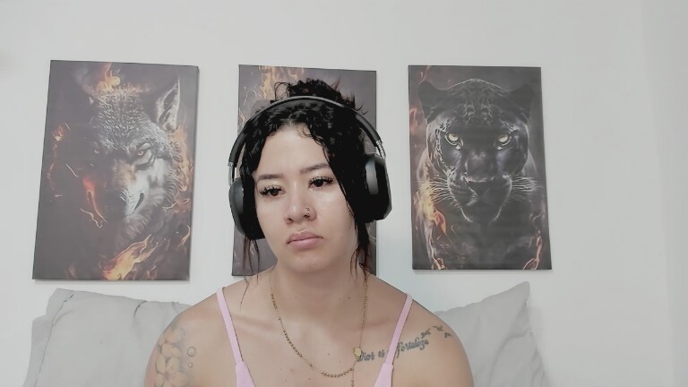 AngelMartins's Streamate show and profile