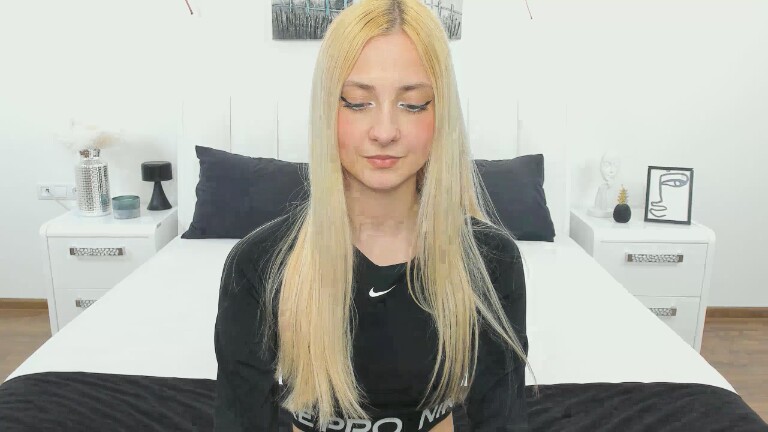 PinkAngelll's Streamate show and profile