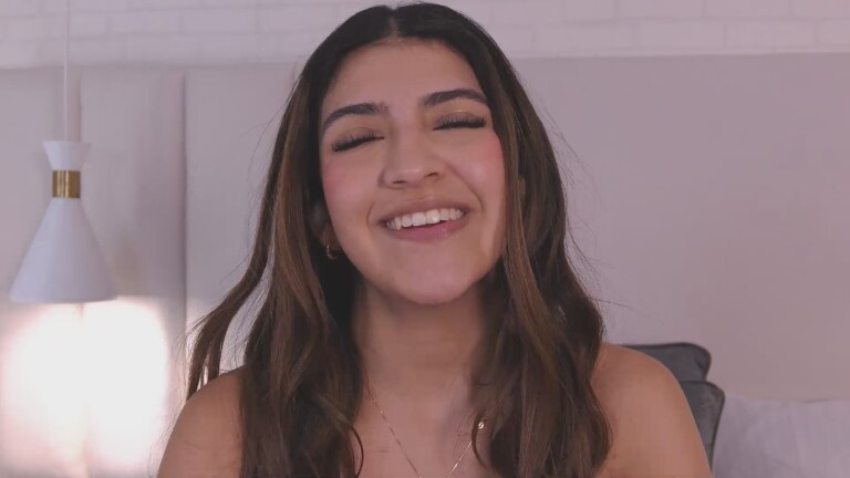 VictoriaJoliegb's Streamate show and profile