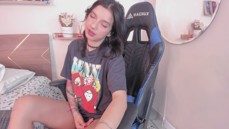 imlucyferreira's Streamate show and profile