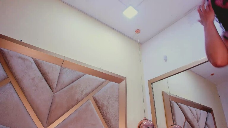 Megan_Siner's Streamate show and profile