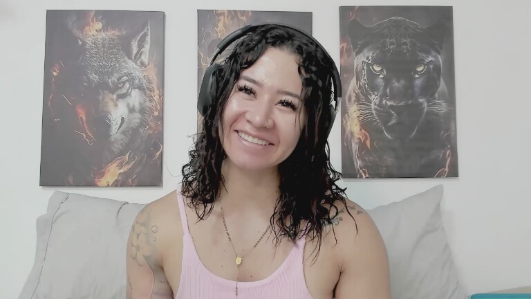 AngelMartins's Streamate show and profile