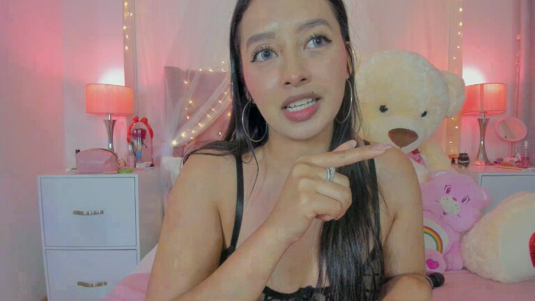 AlexandraWinterr's Streamate show and profile