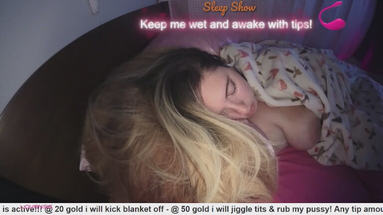 Nikki_Juggs's Streamate show and profile