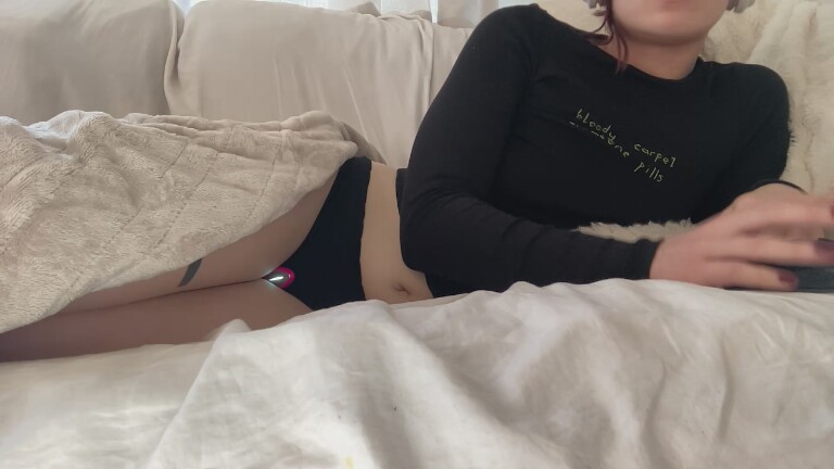 18yearoldnewbie's Streamate show and profile