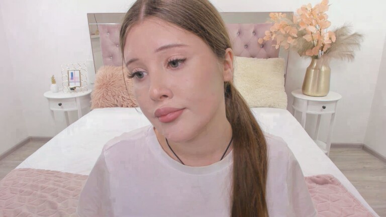 LollaDolla's Streamate show and profile