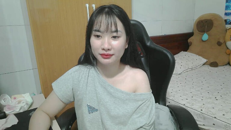 Lilybelle039's Streamate show and profile