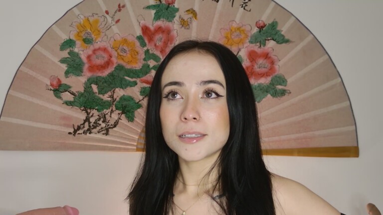 SweetSara33's Streamate show and profile