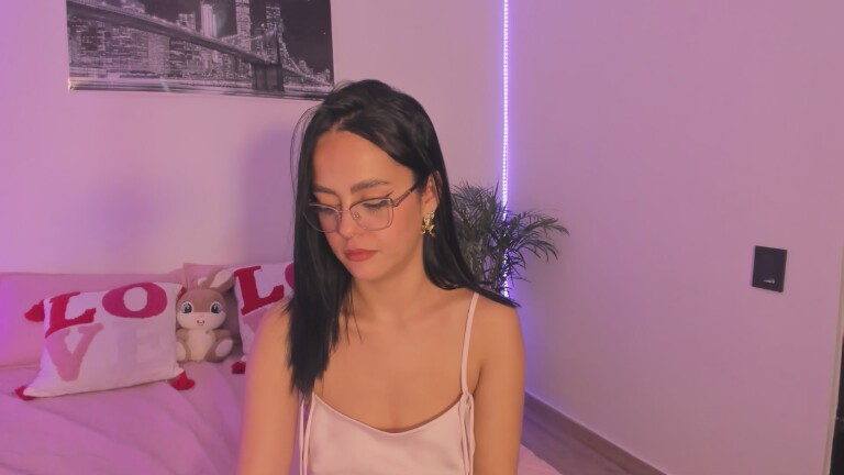 Aria_Greyy's Streamate show and profile