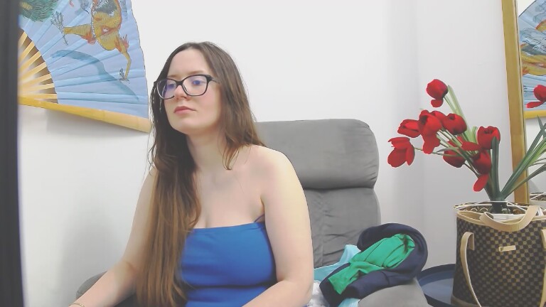 SARA32's Streamate show and profile