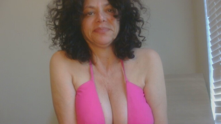 VivienneVale's Streamate show and profile