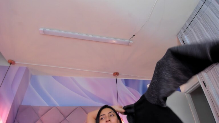 ViolletaRosse's Streamate show and profile