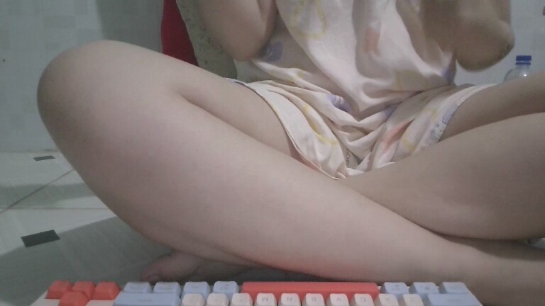 Lina_Beii's Streamate show and profile