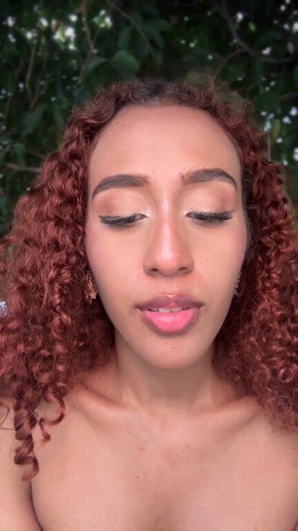 MaiaCox's Streamate show and profile