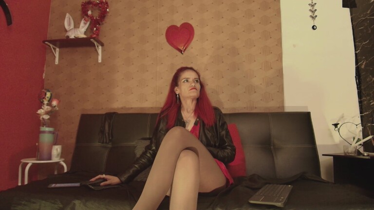 JulietaWall21's Streamate show and profile