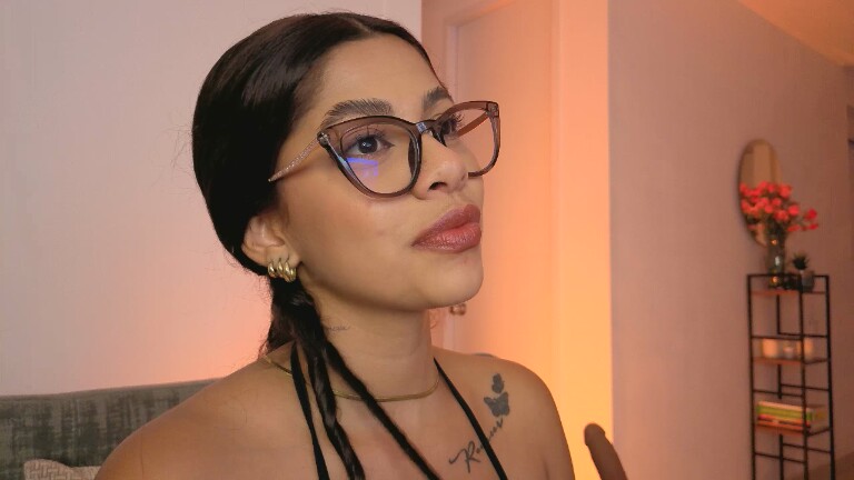 Clarckbella's Streamate show and profile