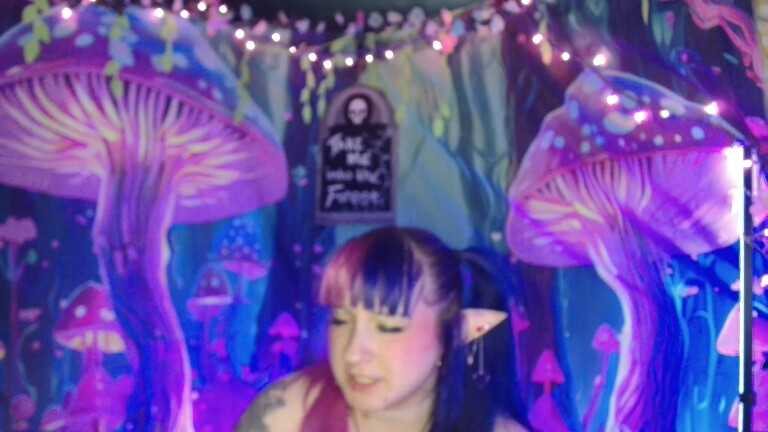 ItsMagicalMae's Streamate show and profile