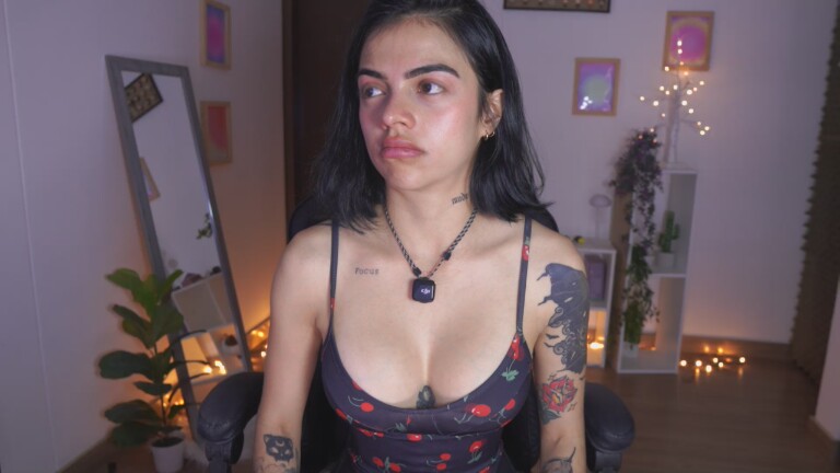 AlissonnovaXX's Streamate show and profile