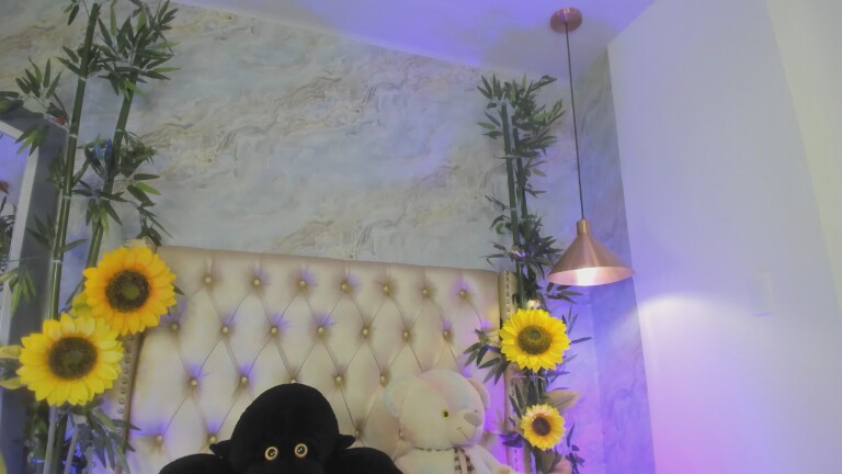 littlejaz's Streamate show and profile