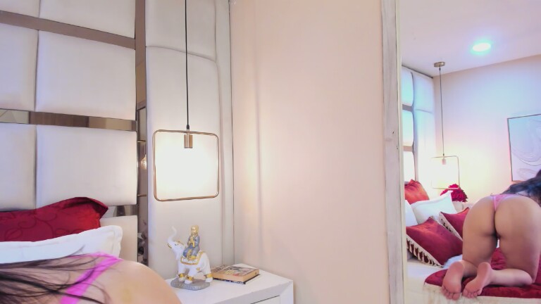 LenaVelar's Streamate show and profile