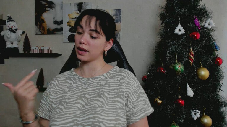 GlamNova's Streamate show and profile