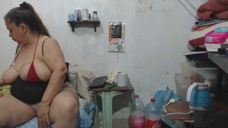 canddy40's Streamate show and profile