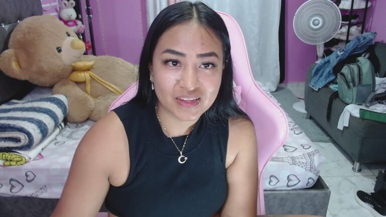 sofiaxxDreams's Streamate show and profile