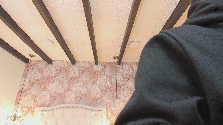 SaharaLyn's Streamate show and profile