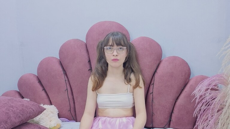 ISABELLAJHONS's Streamate show and profile