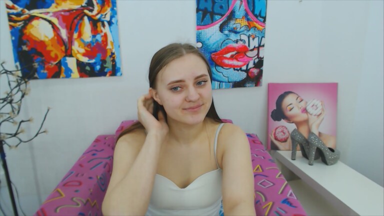 ArinaBelly's Streamate show and profile