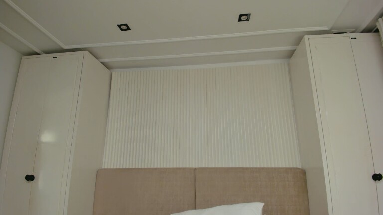 ValeriaYoung's Streamate show and profile