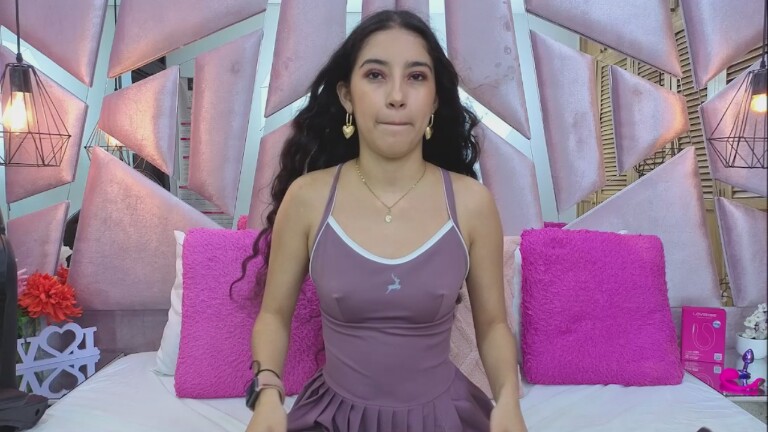 AbbyBenet's Streamate show and profile