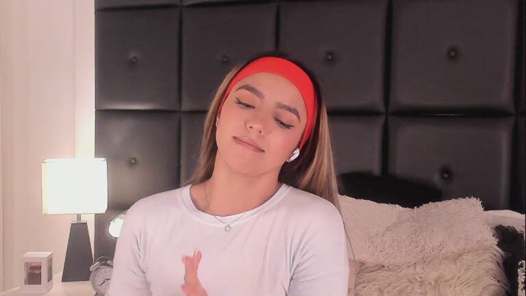 PaolaBosch's Streamate show and profile