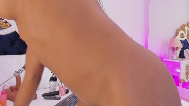 AshleyFerri's Streamate show and profile