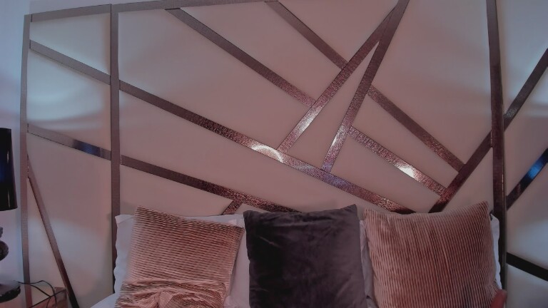 NinnaEvansx's Streamate show and profile