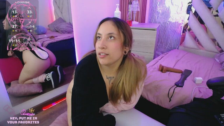 NyxAndria's Streamate show and profile