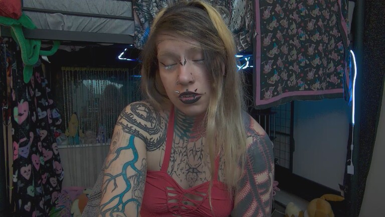 Zaturn's Streamate show and profile