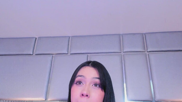 EmilyBlack69's Streamate show and profile