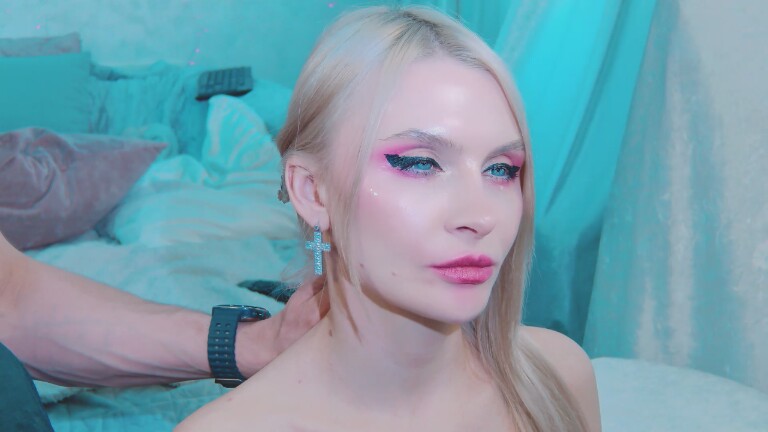 DenLina's Streamate show and profile