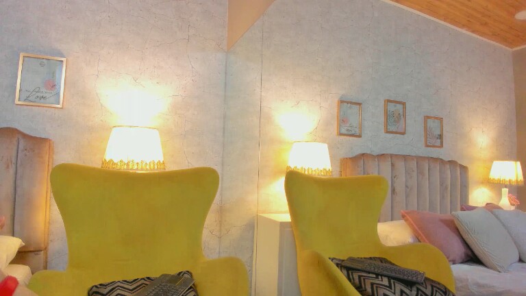 AriBelle's Streamate show and profile