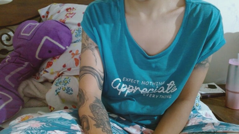 Lolaa888's Streamate show and profile