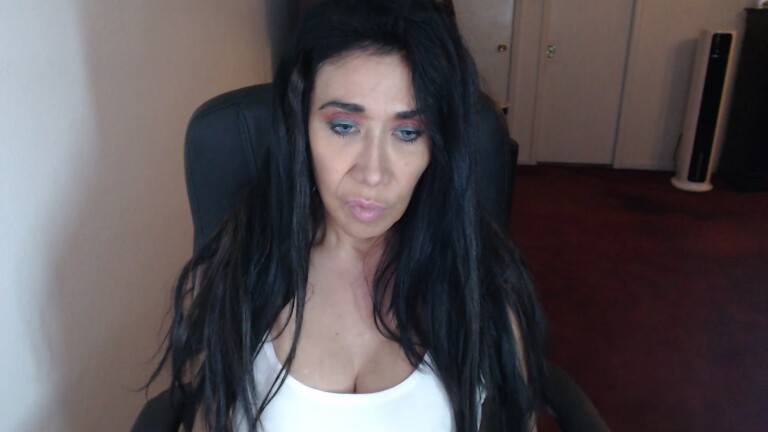 Jasmine300's Streamate show and profile