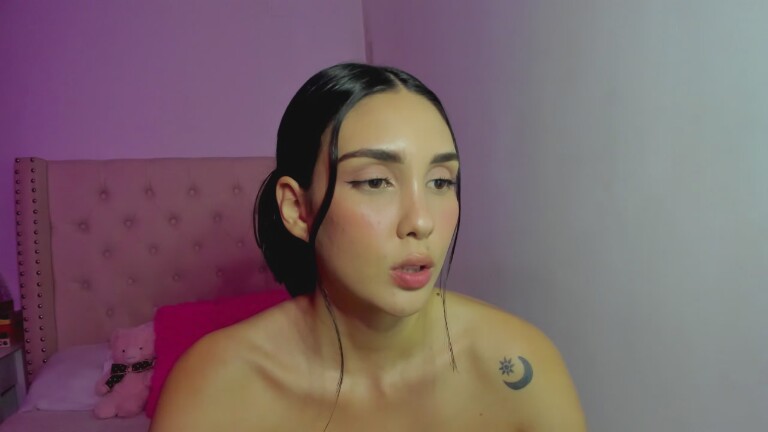 SoyLili's Streamate show and profile