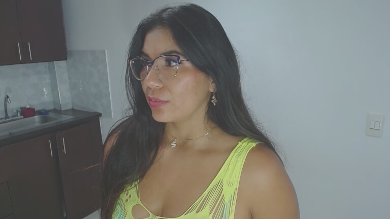 LunaDumont's Streamate show and profile