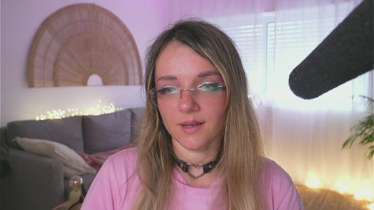 MagneticAmy's Streamate show and profile