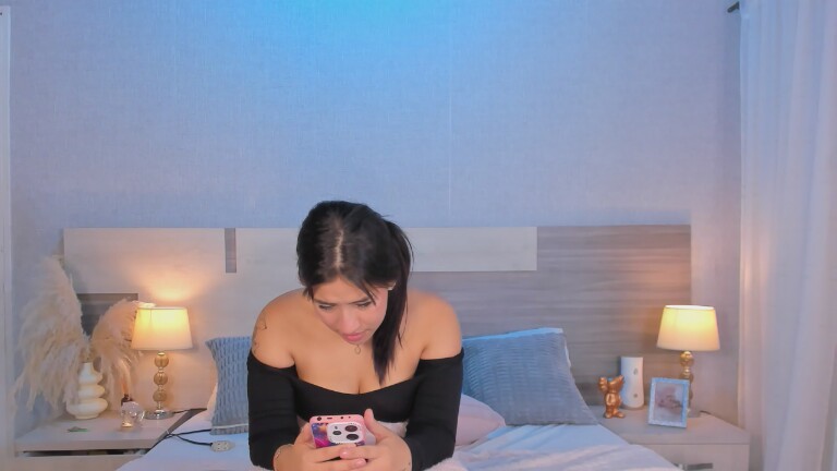 AnaSofiaLeon's Streamate show and profile