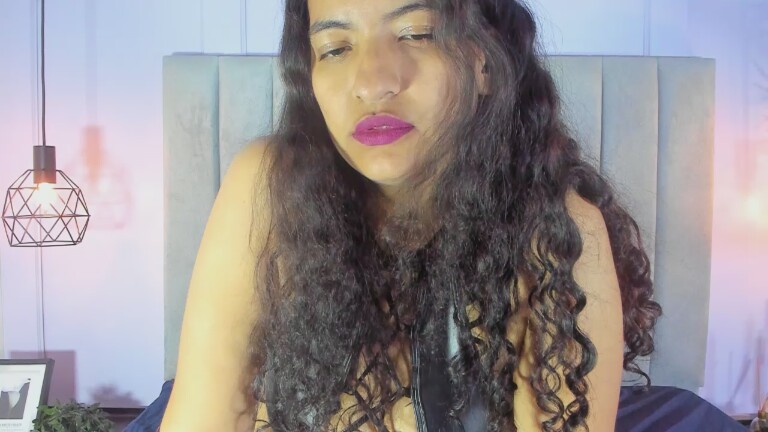 Kimkahlo's Streamate show and profile