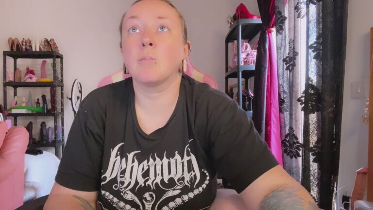 GoddessKisica's Streamate show and profile