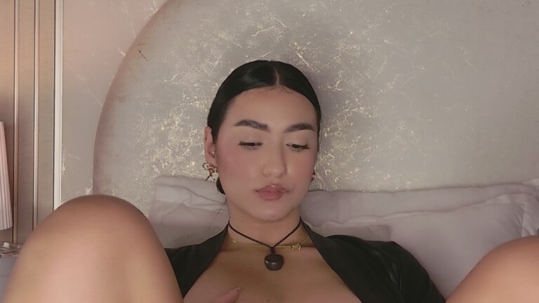 ManuelaHall's Streamate show and profile